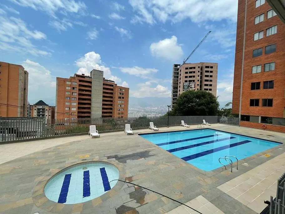 Entre Palmas De San Diego 6 Pax Medellin Colombia