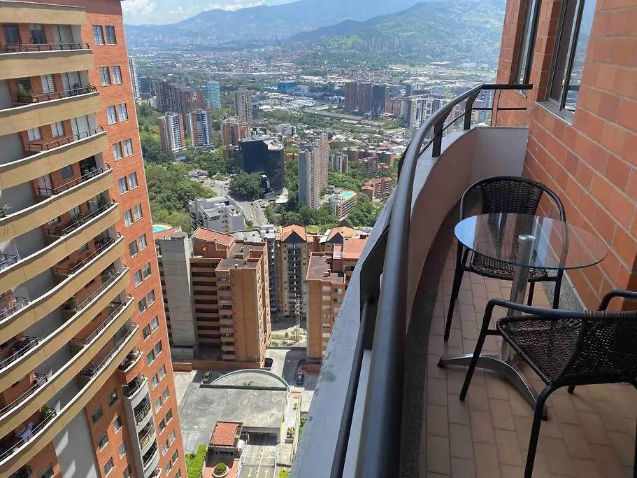 Apartment Entre Palmas De San Diego 6 Pax Medellin Colombia