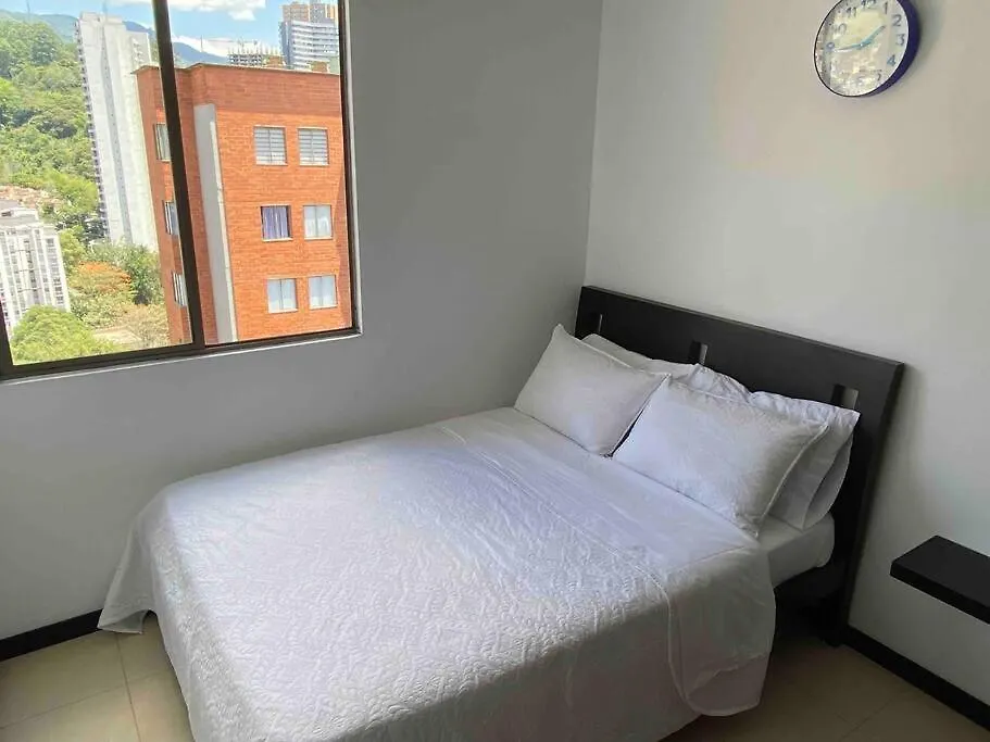 Apartment Entre Palmas De San Diego 6 Pax Medellin