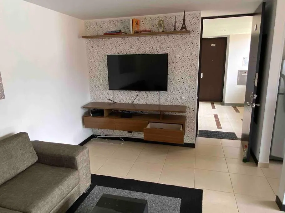 Apartment Entre Palmas De San Diego 6 Pax Medellin