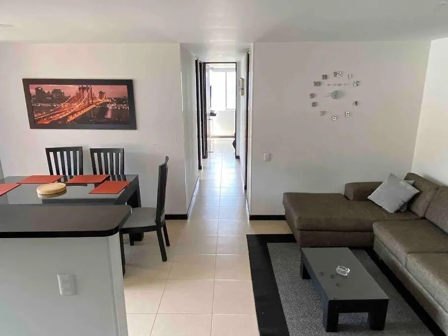 Apartment Entre Palmas De San Diego 6 Pax Medellin